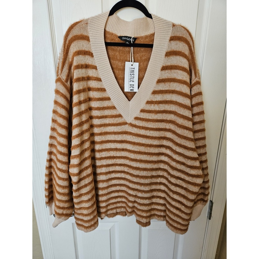 NWT Davi & Dani Oversized Rust Striped Fuzzy V-Neck Sweater, Plus Sz. 1X - Picture 4 of 8